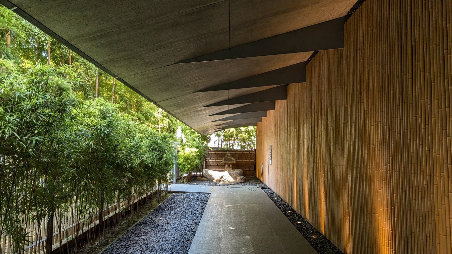 根津美術館・美麗なるほとけ