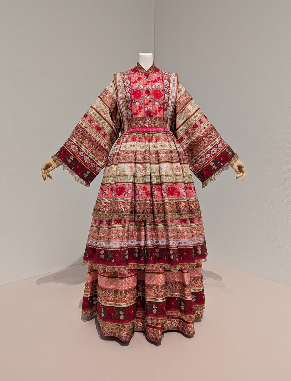 髙田賢三 夢をかける/東京オペラシティ アートギャラリー