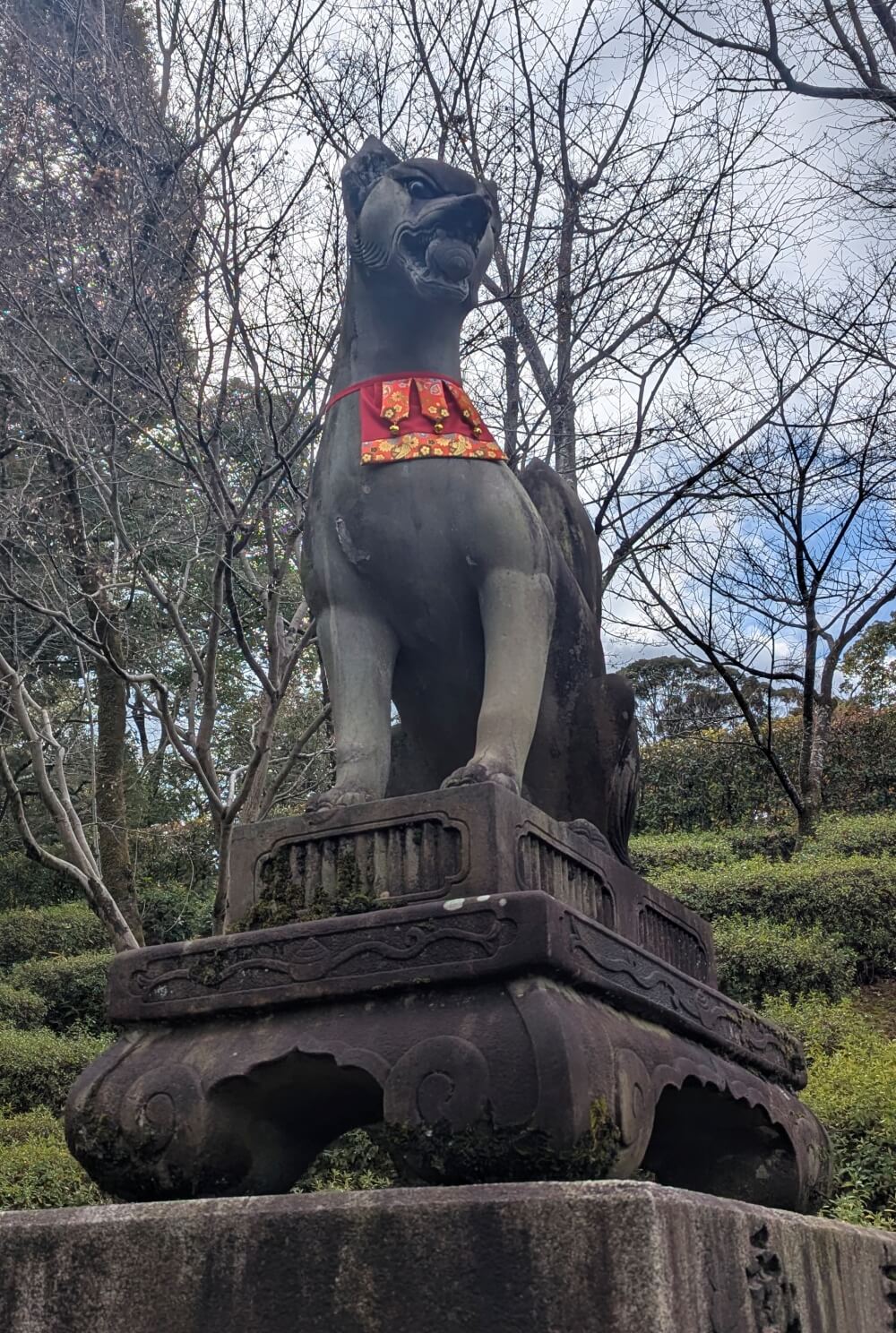 伏見稲荷大社・白狐