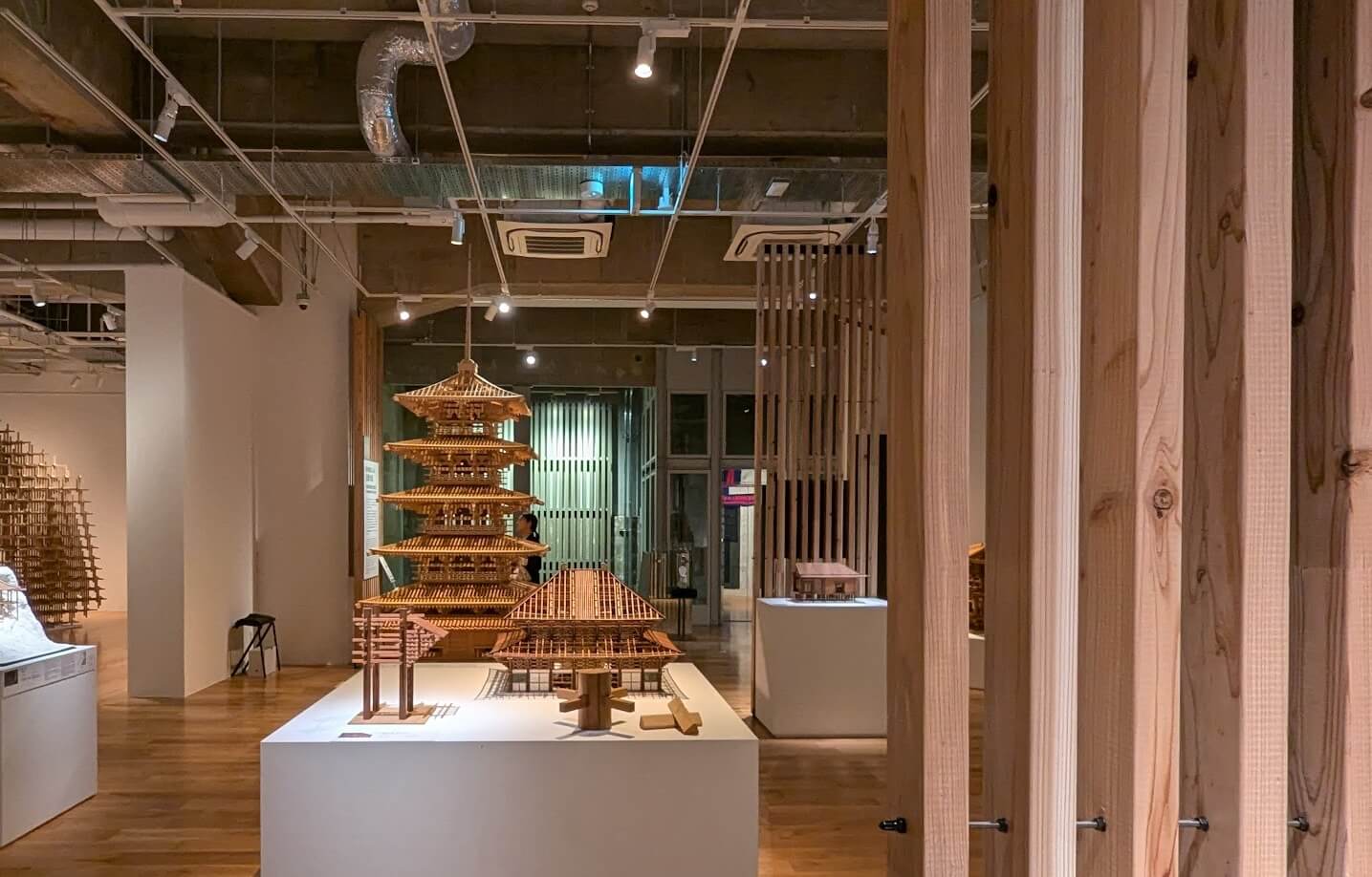 ホワットミュージアム 感覚する構造
– 法隆寺から宇宙まで –