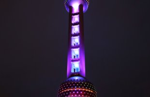東方明珠電視塔　Oriental Pearl Tower_shanghai (1)